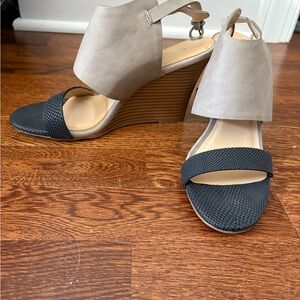 CL by Laundry Taupe and Black Wedge Sandals